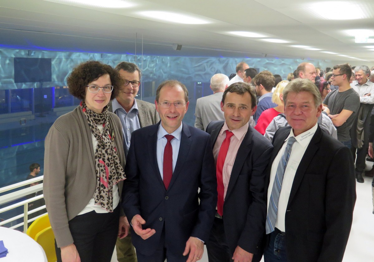 Von links: Vizepräsidentin Prof. Dr. Maren Witt, Präsident Dr. Wolfram Sperling, Staatsminister Markus Ulbig, Schatzmeister Ralf Kawaschinski, Vizepräsident Dr. Steffen Wegner (Foto: Uwe Horn, SSV)